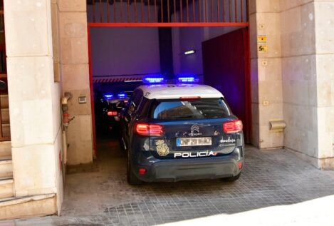 Detenido por lanzar a un vecino por el hueco del ascensor en un edificio ocupado de Lanzarote