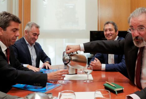 Vox acepta la «línea roja» de Génova y logra un acuerdo con el PP en la Comunidad Valenciana