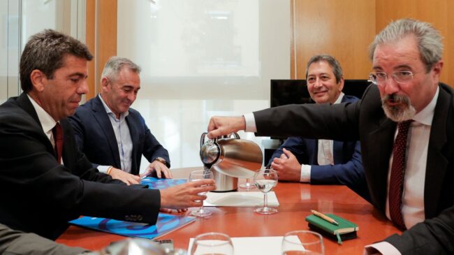 Vox acepta la «línea roja» de Génova y logra un acuerdo con el PP en la Comunidad Valenciana