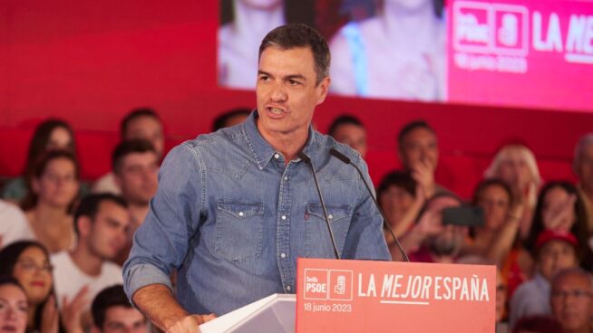 Sánchez 'copia' a Podemos con 20 semanas para el permiso de paternidad y maternidad