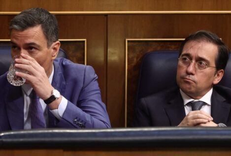 Sánchez coloca a su jefe de gabinete y tres ministros en la lista del PSOE por Madrid