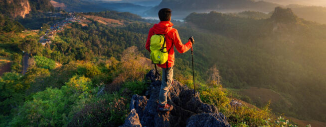Senderismo seguro: cómo practicarlo en verano para todos los públicos