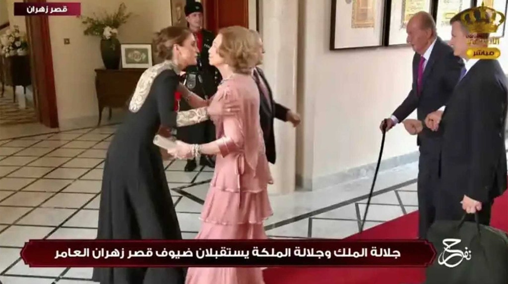 Sofía y Juan Carlos I en la boda del príncipe Hussein