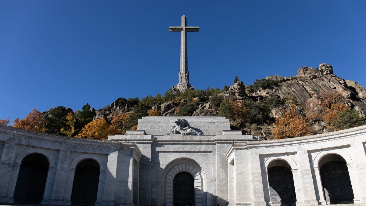 El Gobierno incumple el protocolo de actuación en las exhumaciones del Valle de los Caídos