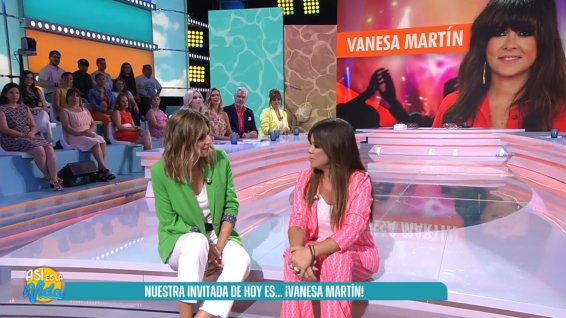 Vanesa Martín y Sandra Barneda