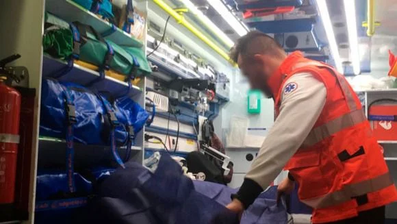 Muere un joven de 24 tras caer sobre unas rocas en la playa de Benirràs
