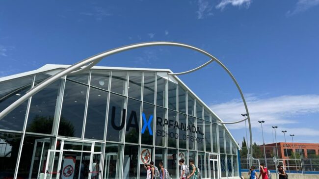 La Escuela de Deporte de la Universidad Alfonso X El Sabio, UAX Rafa Nadal School of Sport, acoge el I Campus Drafteados Calderón