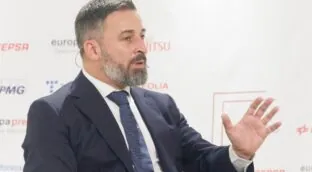 Un 'lobby' católico afea a Vox que no se moje contra el divorcio o el matrimonio homosexual