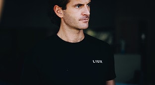 Antonio Espinosa de los Monteros: «Ningún partido tiene la receta para salvar el mundo»