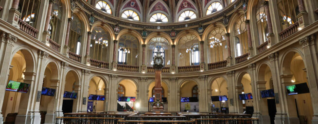 La banca española mejora en Bolsa tras la rectificación de Meloni con su 'impuestazo'