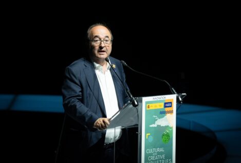 Iceta y el Gobierno dejan que el nacionalismo vasco se apunte el éxito del Tour de Francia