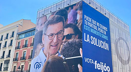 El PP cuelga una lona apelando al voto útil a Feijóo: «Somos la solución»
