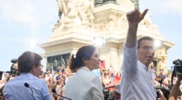 El PP reparte en su mitin de Madrid crema solar 'Factor Feijóo': «Protégete del socialismo»