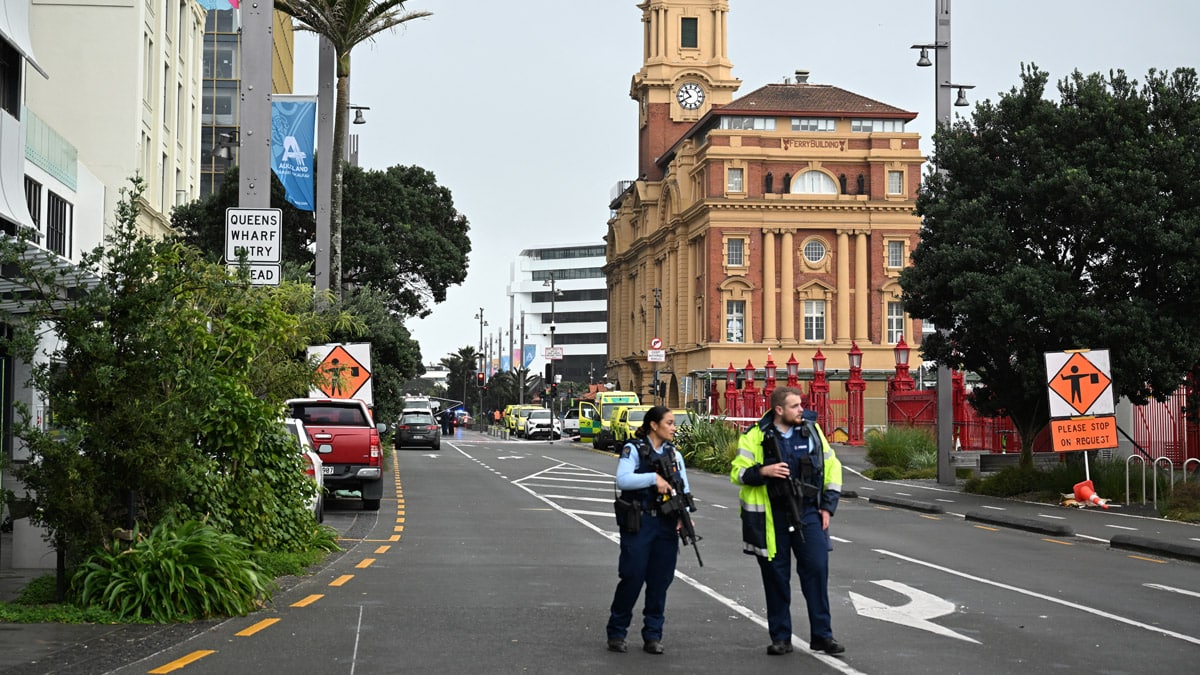 Al menos dos muertos y seis heridos por un tiroteo en el distrito financiero de Auckland