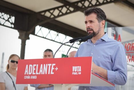 Luis Tudanca (PSOE) advierte de la entrada de la extrema derecha «a sangre y fuego» en las instituciones