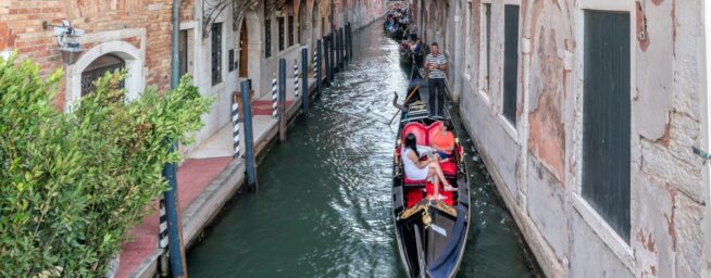 El Tao de la mediocridad: ¿por qué tantos edificios de Venecia se caen a trozos?