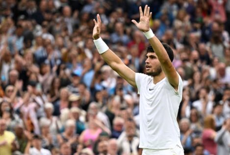 Alcaraz disputará la final de Wimbledon contra Djokovic tras derrotar a Medvedev