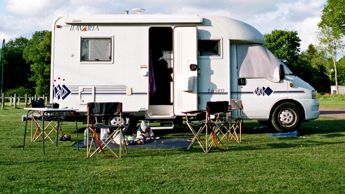 Detenido por realizar tocamientos a una mujer tras colarse en su autocaravana en Santander