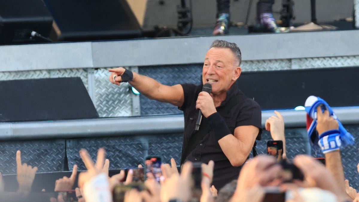 La embajadora de EEUU pide a Springsteen que actúe en un pueblo de Guadalajara