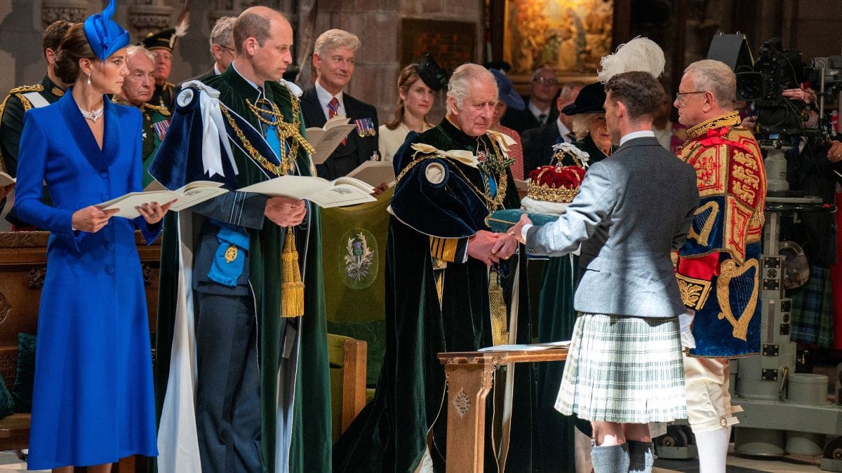 Escocia corona a Carlos III en una simbólica ceremonia que da pie a protestas contra el Rey