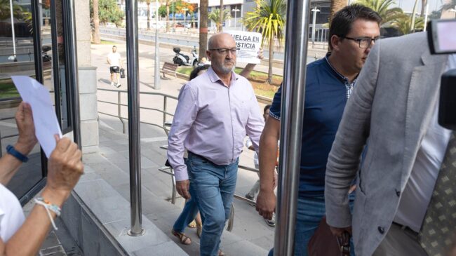 La jueza de 'Mediador' escuchará a cuatro cargos del Gobierno de Canarias en septiembre