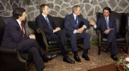 Bush y Blair espiaron al presidente Aznar