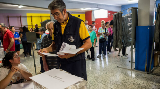 Situación 'crítica' en Correos por las vacaciones acumuladas tras el adelanto electoral