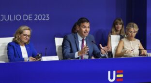 Sánchez evita presionar a Calviño para que el BEI financie a la industria de la defensa