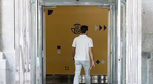 Correos abre este fin de semana sus oficinas en toda España para facilitar el voto