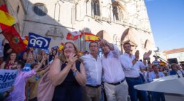 El PP logra 18 escaños en Castilla y León a costa de Vox que se queda en uno