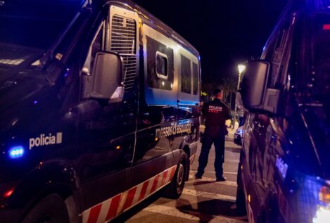 Un hombre, en estado crítico tras resistirse a que le robaran el móvil en Barcelona