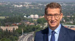 Feijóo plantea unos nuevos Pactos de la Moncloa y niega ser «rehén de ningún partido»