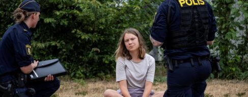 Greta Thunberg, imputada por desobediencia a la autoridad durante una protesta en Suecia
