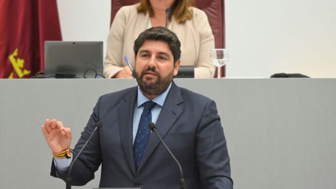 El PP de Murcia ofrece a Vox retomar las negociaciones para desbloquear la investidura