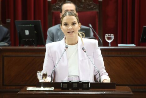 Marga Prohens, nueva presidenta de las Islas Baleares gracias a la abstención de Vox