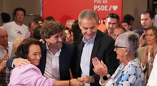 El extraño mensaje de Zapatero en un mitin del PSOE: «El infinito es el infinito»