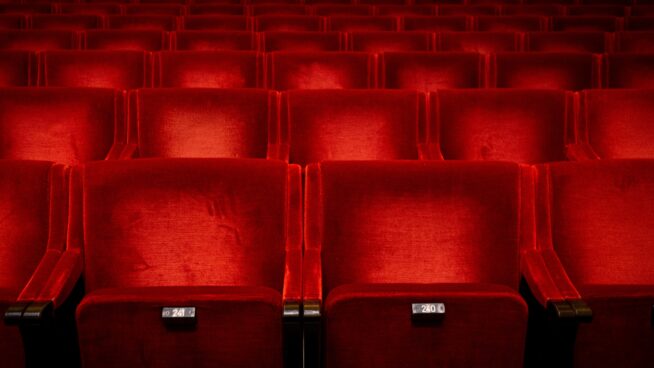 La covid hundió el cine en España: vamos a las salas un 40% menos que antes de la pandemia