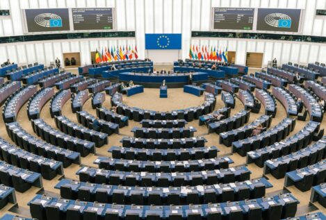 La Eurocámara tumba enmiendas a la reforma eléctrica y su aprobación da un paso de gigante