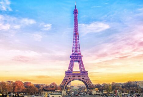 La Torre Eiffel aumenta su tamaño cada verano