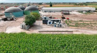 Naturgy y AEDAS Homes lanzan un pionero plan para impulsar el gas renovable en nuevas promociones de viviendas