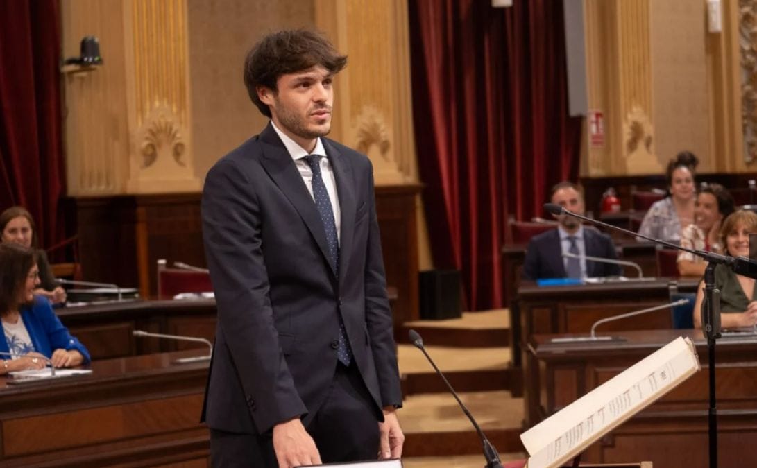 El primo de Rafa Nadal jura su cargo como nuevo diputado del PP en Baleares