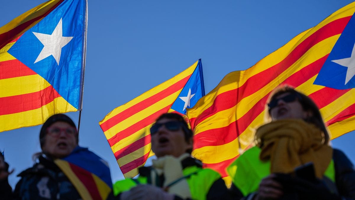 Los juristas descartan que se pueda celebrar un referéndum de independencia en Cataluña