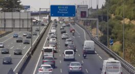 El tráfico complica los accesos a Madrid, Barcelona y Sevilla
