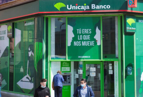 Unicaja y Kutxabank contraatacan a Caixabank con depósitos de hasta el 3%