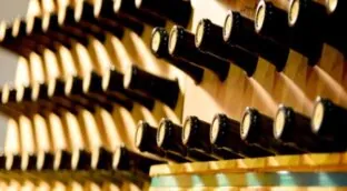 Seis vinos blancos perfectos para el verano