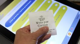 Denuncian que un «fallo de seguridad» del INE permite saber quién ha votado por correo
