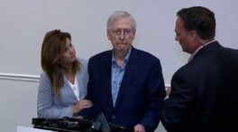 El líder de los republicanos en el Senado sufre una parálisis de 30 segundos mientras habla