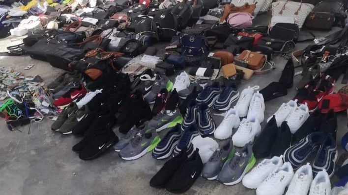 Cazan a una banda con 7.000 artículos falsificados a punto de vender
