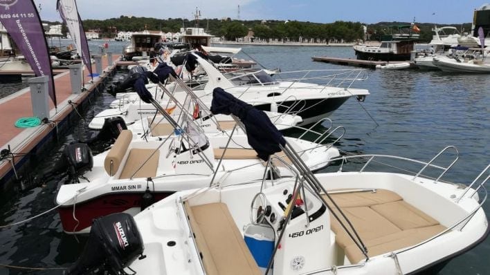 El Govern y la Guardia Civil, a la caza de ilegalidades en chárteres náuticos