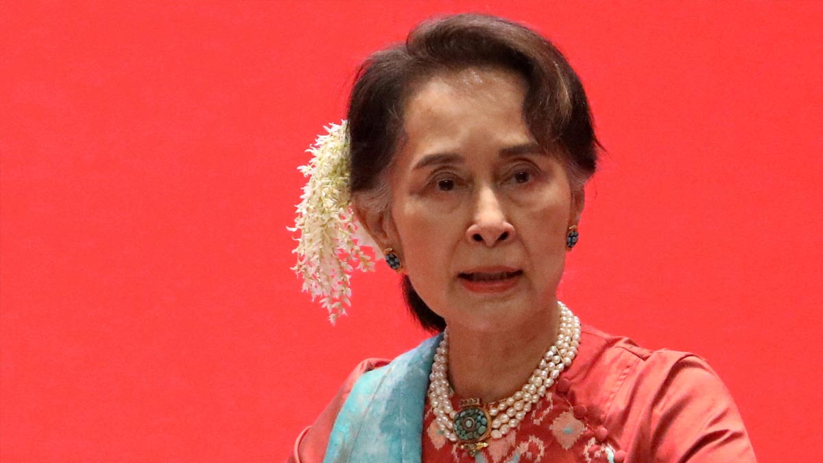 Indultada la líder birmana Aung San Suu Kyi